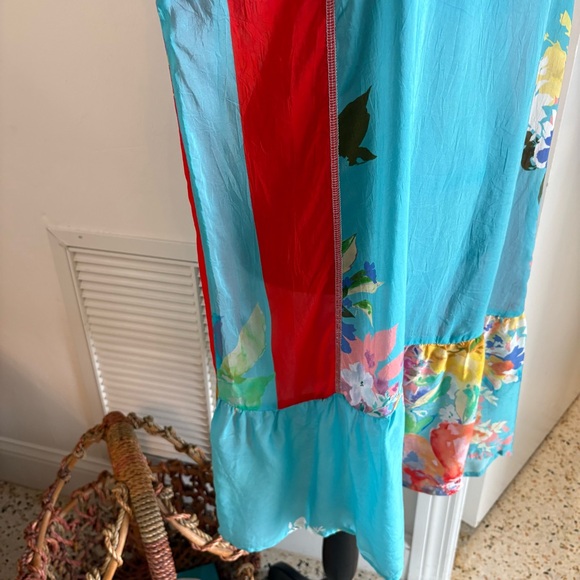 Johnny Was Red & Turquoise Floral Rayon Print Loose Shift Dress! Short Sleeve. M - Picture 5 of 12